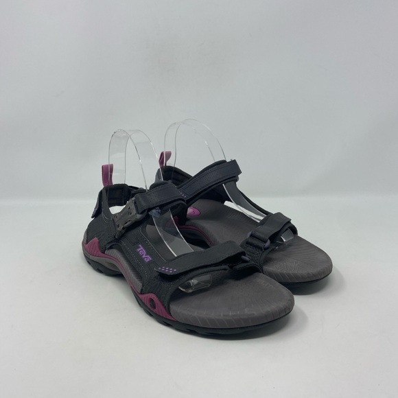 teva walking sandals womens